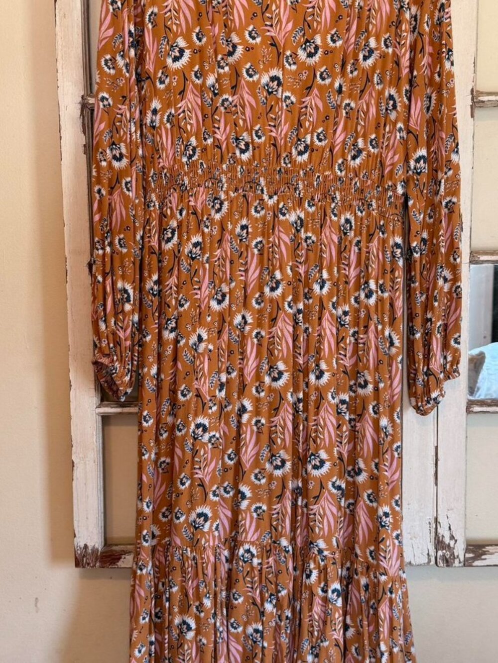 Universal Thread Women's Tan and Pink Dress